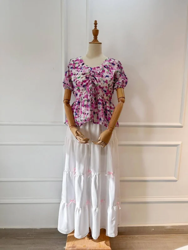 BLUSH BREEZE - FLORAL BLOUSE - Image 3